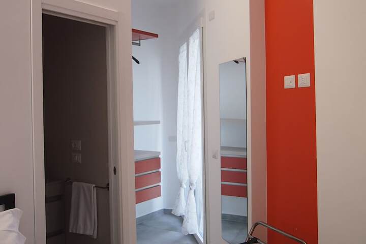 Room 12 of 159