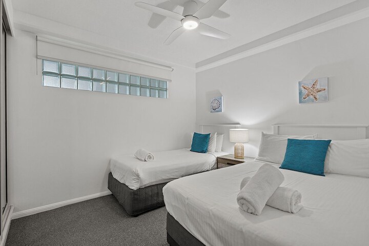 Room 40 of 272