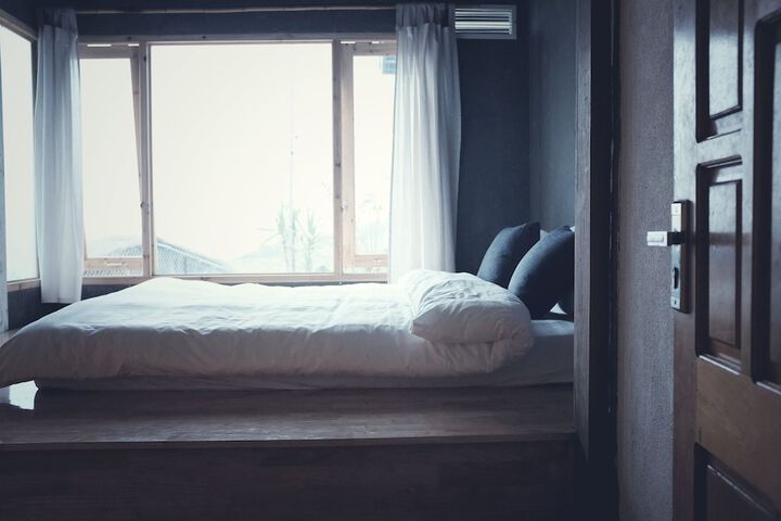 Room 7 of 73