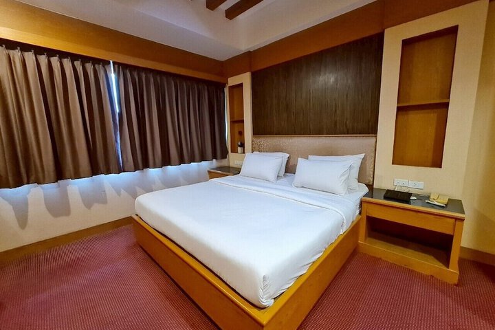 Room 10 of 40