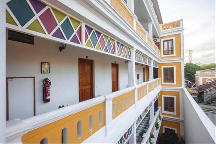 Hotel 16 of 20