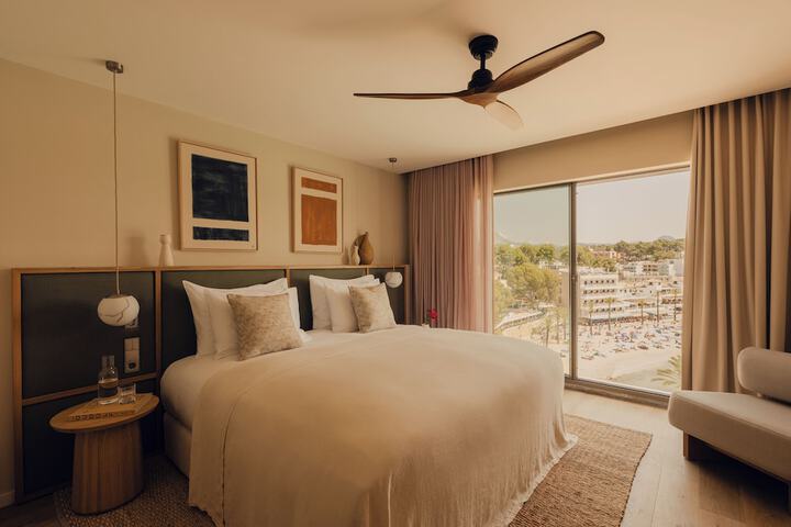 Room 22 of 74