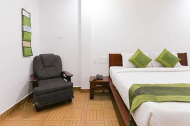 Room 37 of 44