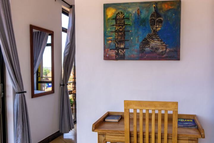 Room 9 of 22