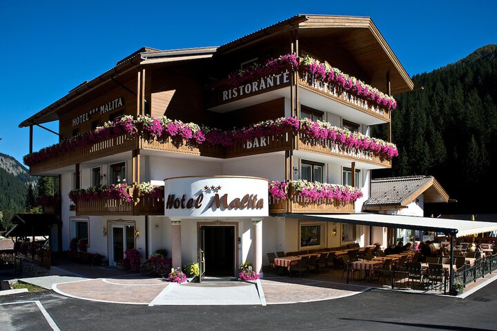 Hotel 52 of 55