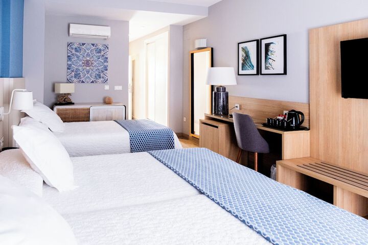 Room 21 of 71