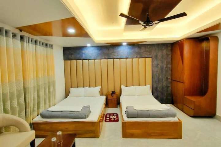 Room 3 of 19