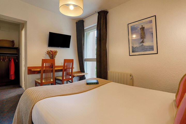 Room 36 of 191
