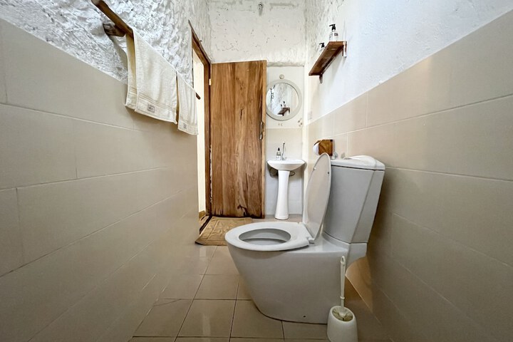 Room 14 of 31