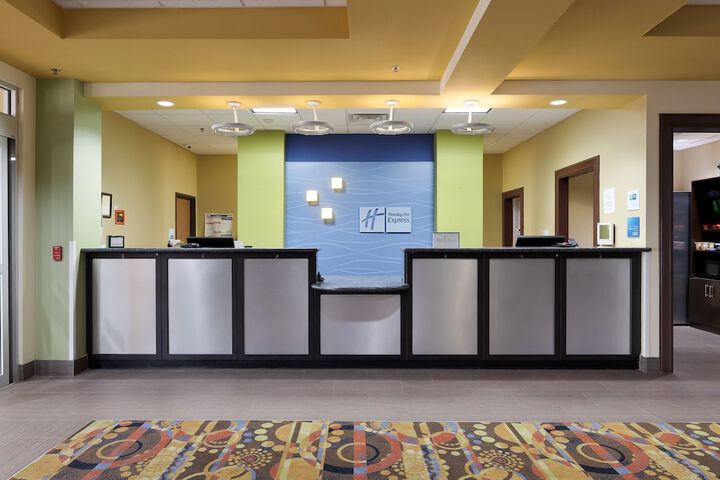 Hotel Entry