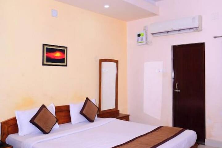 DhamStay Hotel Silicon Residency Puri