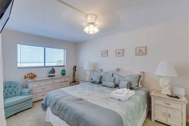 Carlos Pointe 113 in Fort Myers Beach, FL