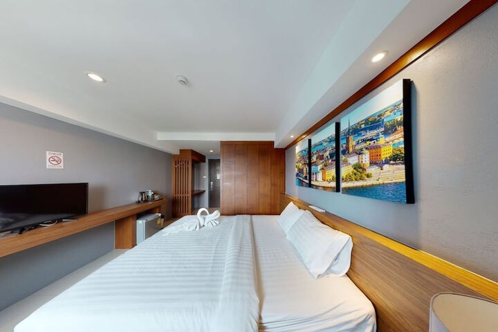Room 69 of 181