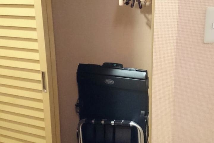 Room 13 of 68