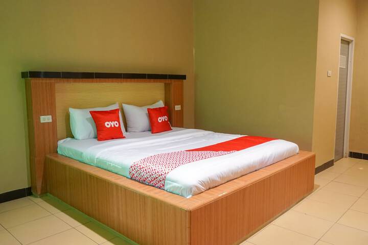 Room 9 of 27