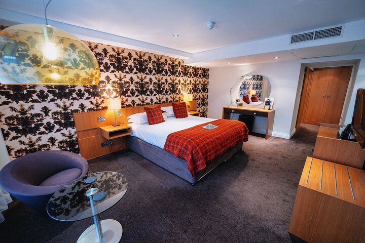 Room 64 of 178