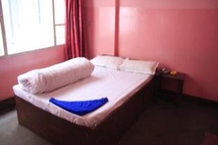 Room 1 of 5