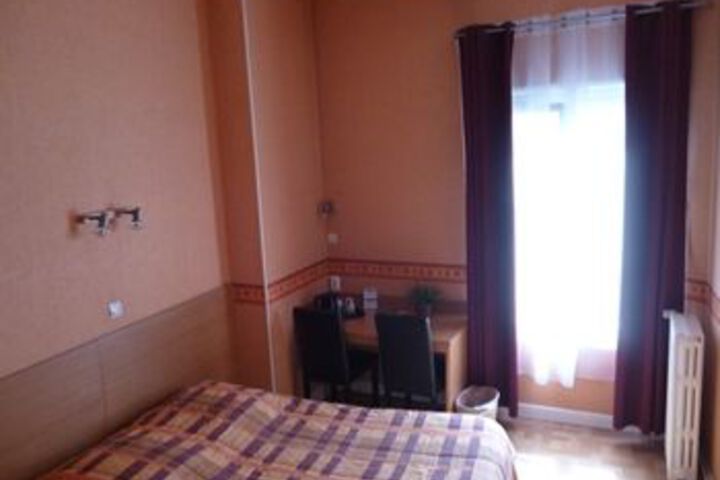 Room 18 of 22