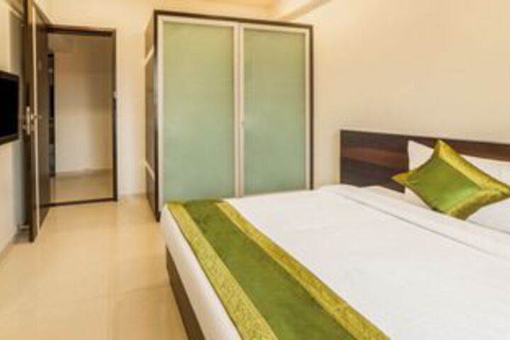 Room 15 of 20