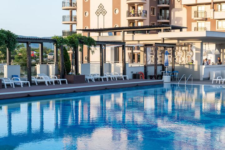 Hotel with Pool