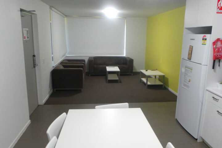 Room 9 of 44