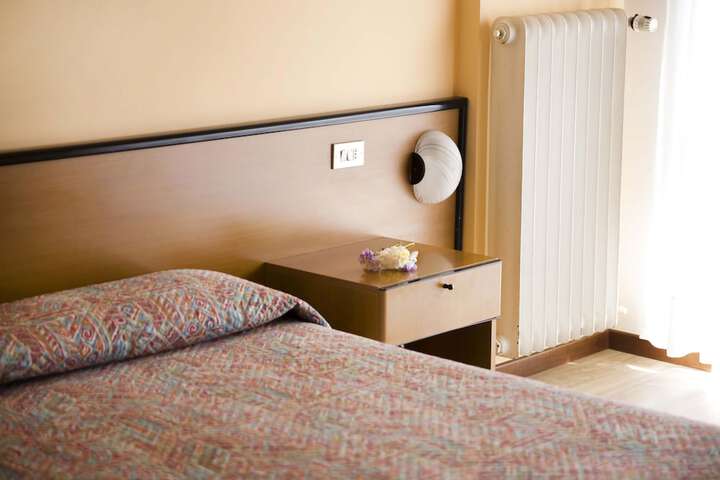 Room 6 of 36