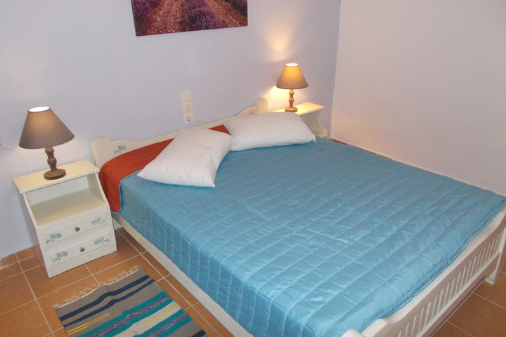 Room 2 of 4