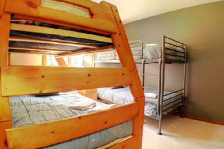 Room 49 of 78