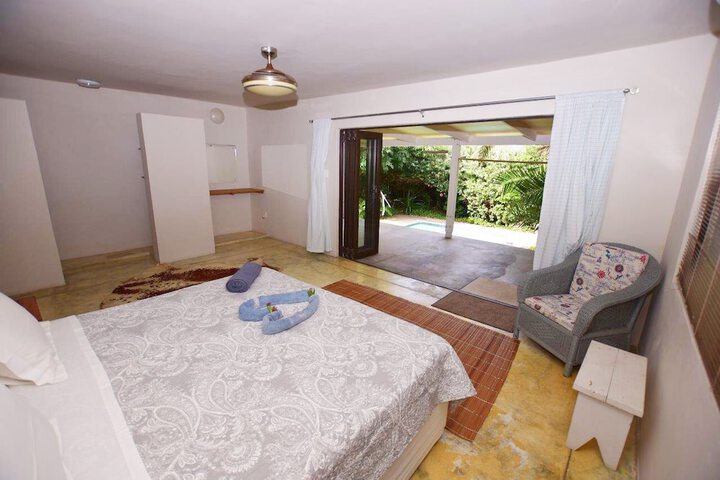 Room 3 of 12