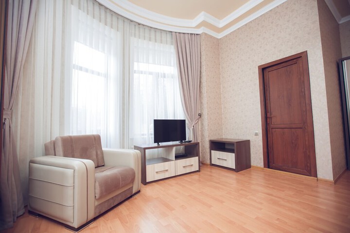 Room 6 of 55