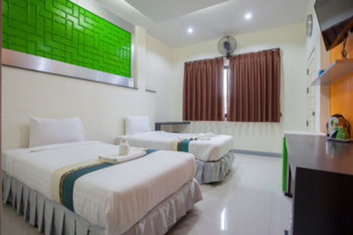 Room 6 of 29