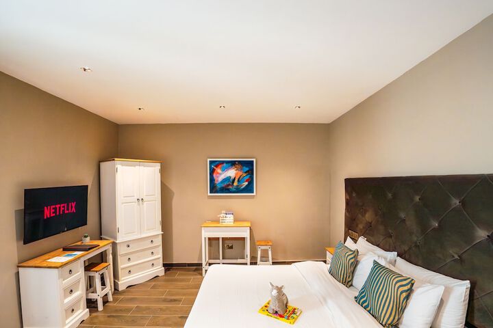 Room 25 of 117