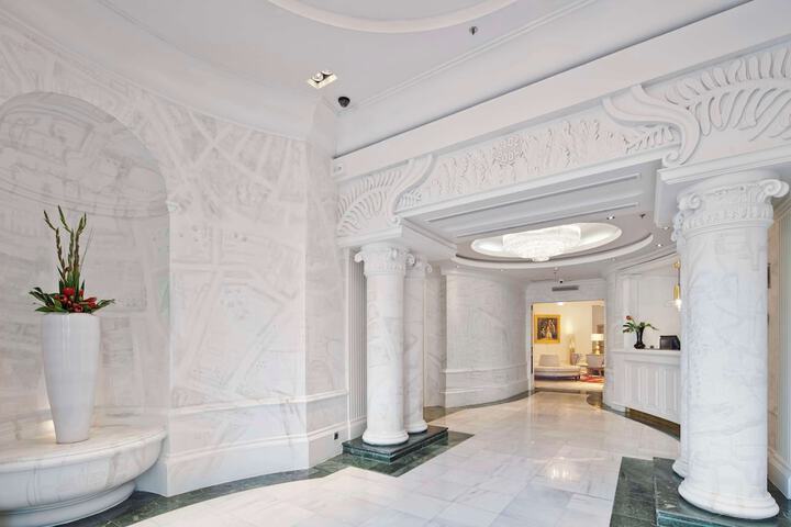 Lobby Photos