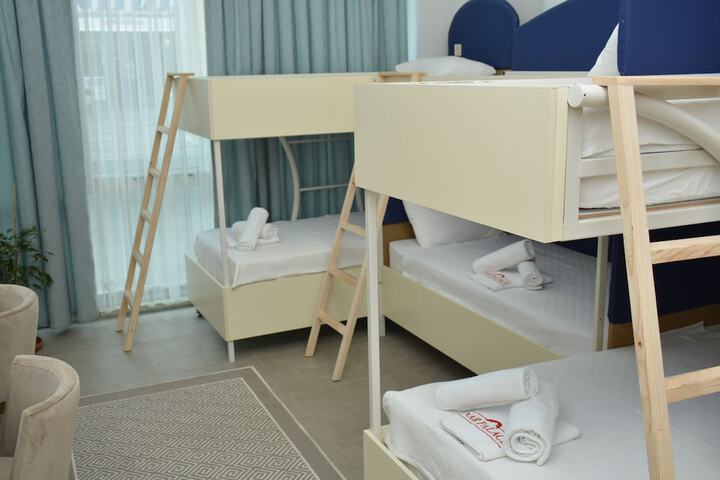Room 46 of 115