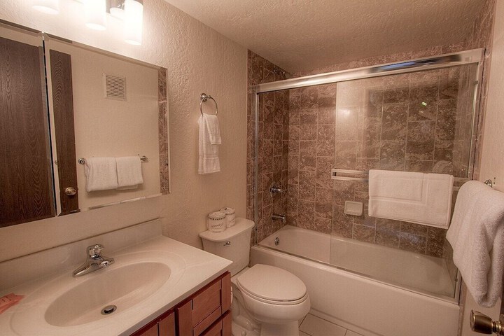 Room 14 of 17