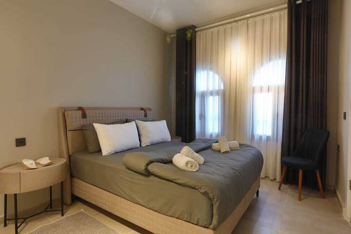 Room 16 of 74