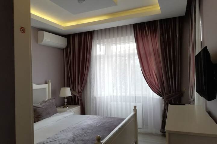 Room 25 of 110