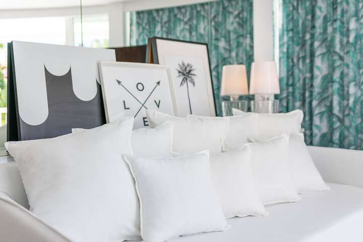 Room 10 of 52