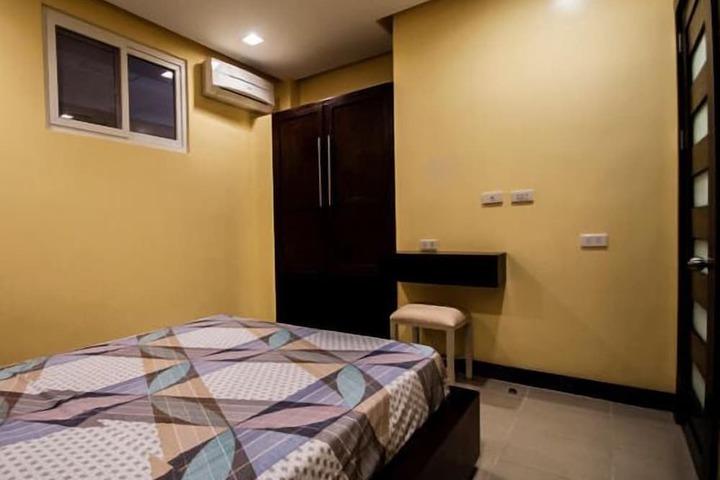 Room 5 of 35