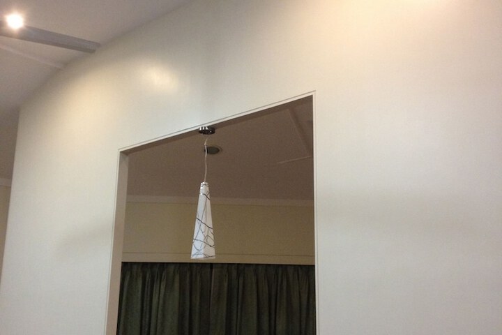 Room 4 of 157