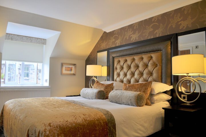 Room 10 of 52