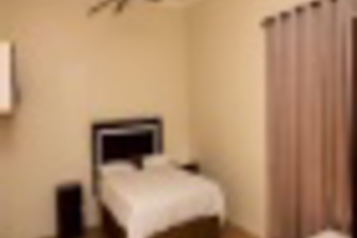 Room 15 of 48