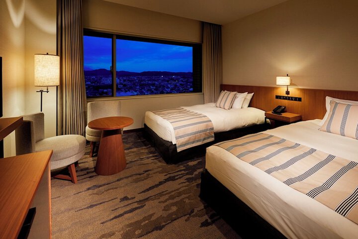 Room 20 of 163