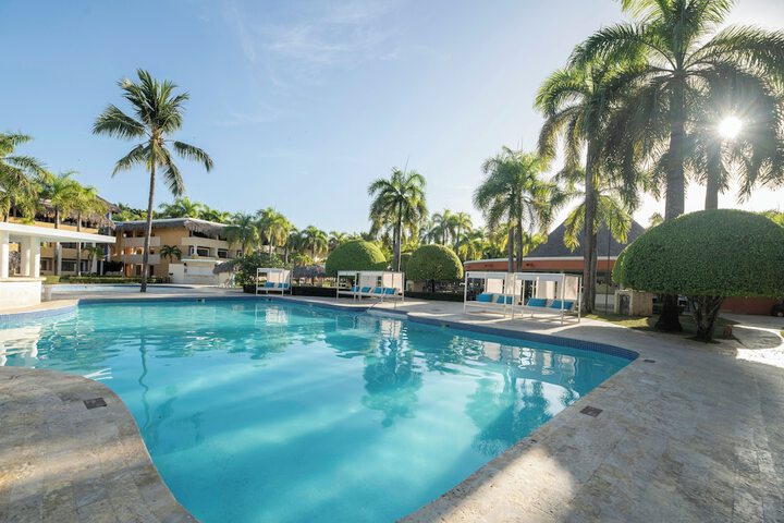 Pool Hotel