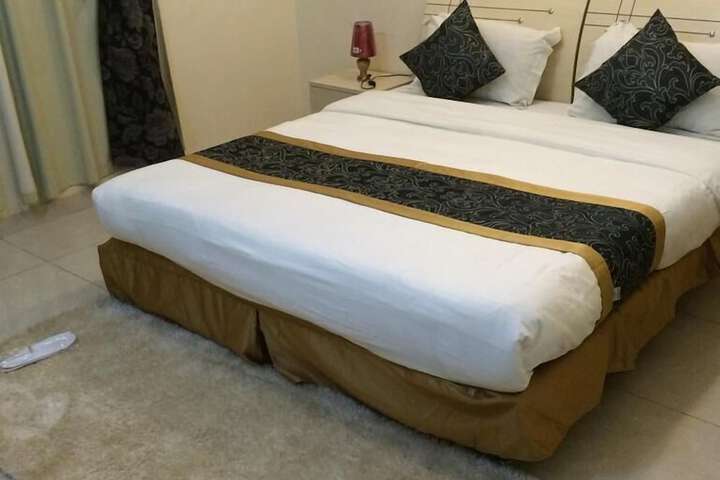 Room 10 of 23