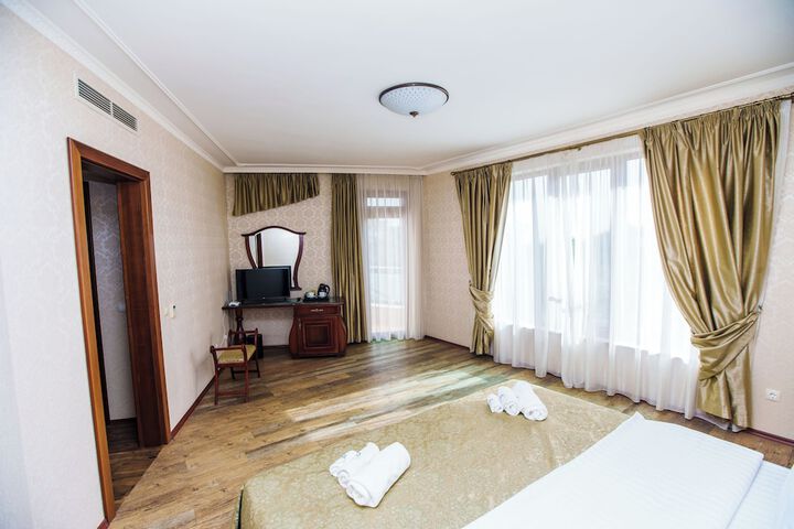 Room 29 of 97