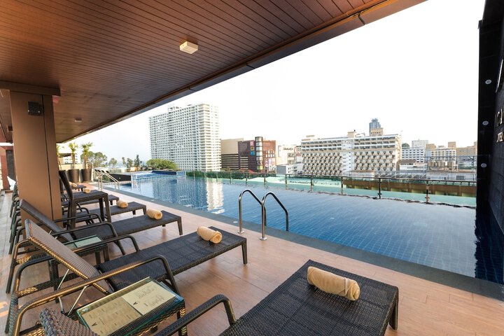Pool 69 of 116