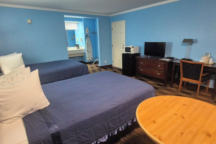 Room 19 of 64