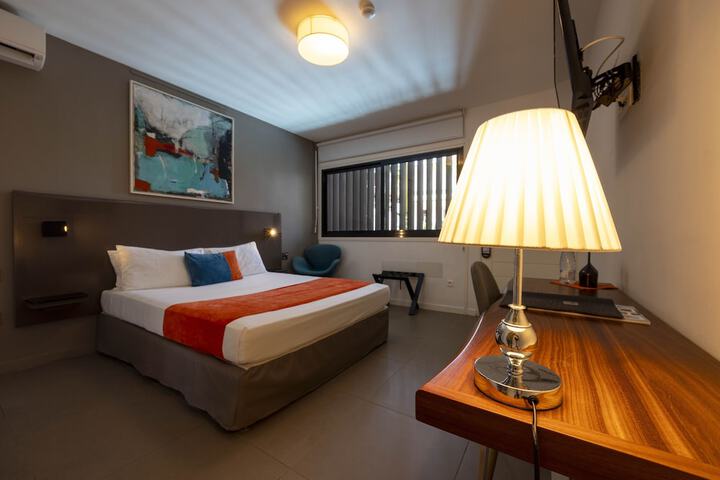 Room 12 of 51