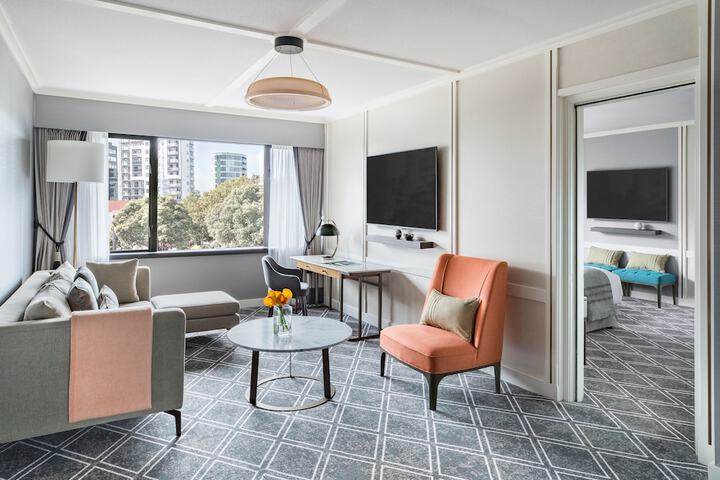 Room 45 of 129